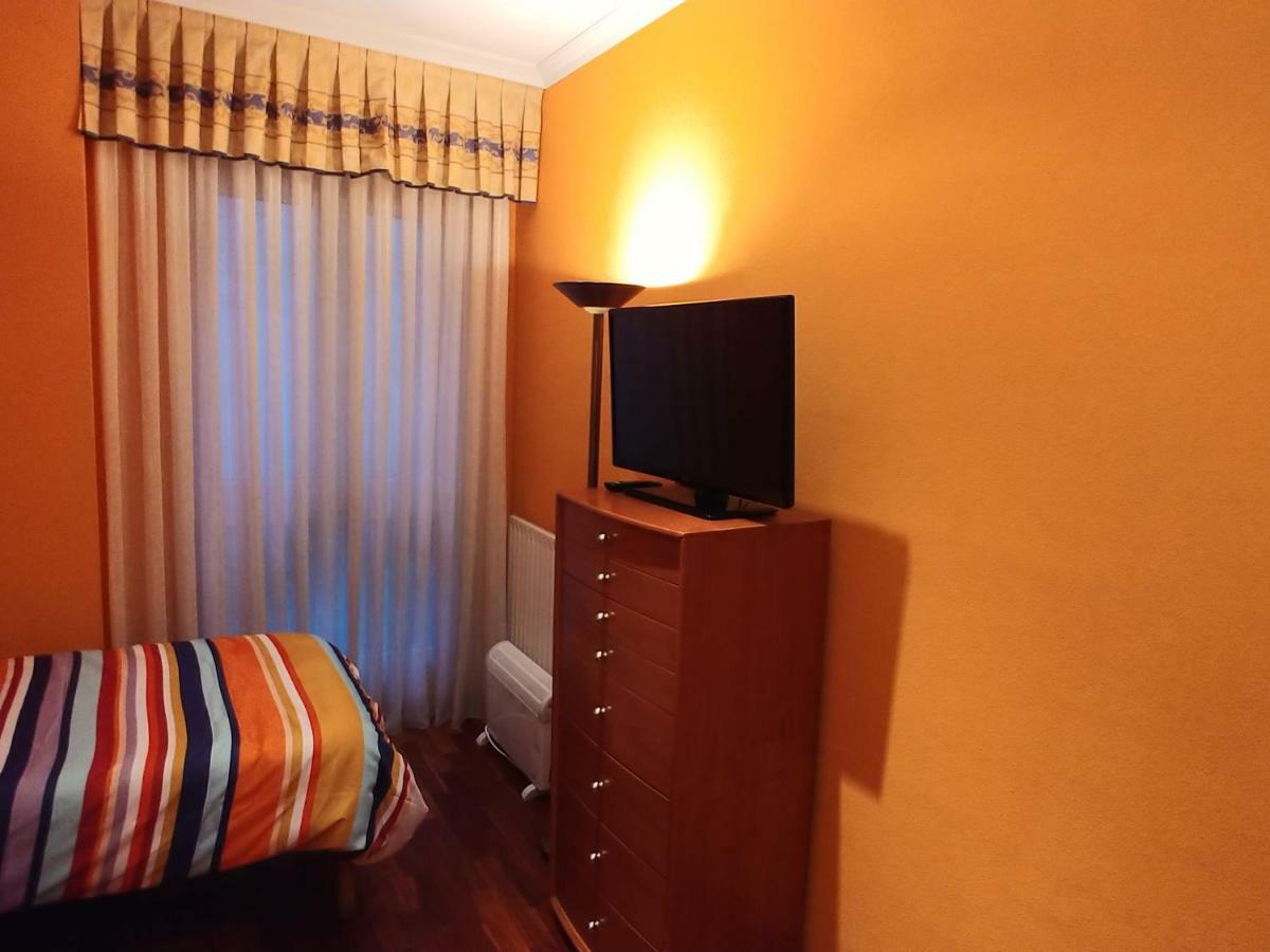Hogar, A Modo De Hotel ヒホン エクステリア 写真