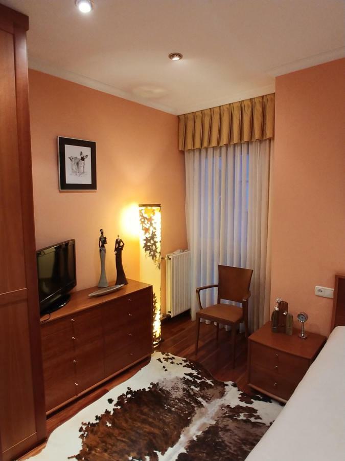 Hogar, A Modo De Hotel ヒホン エクステリア 写真