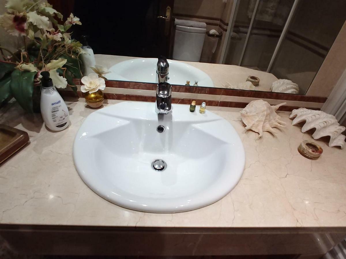 Hogar, A Modo De Hotel ヒホン エクステリア 写真